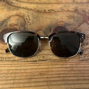 Foster Grant sunglasses